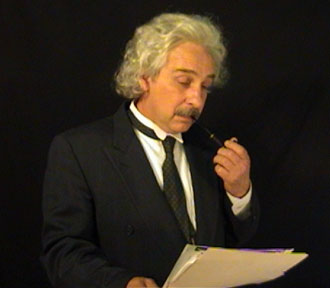 Patrick McManus plays Einstein